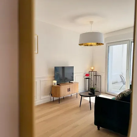 Patio Signature - Coeur De Apartment